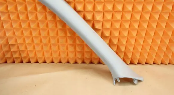 Renault Sandero II (A) pillar trim