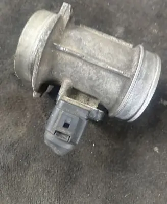 Audi A6 S6 C5 4B Mass air flow meter