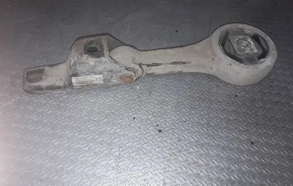 Skoda Roomster (5J) Engine mount bracket 6Q0199851AQ