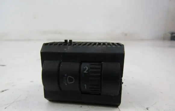 Volkswagen Polo Headlight level height control switch 
