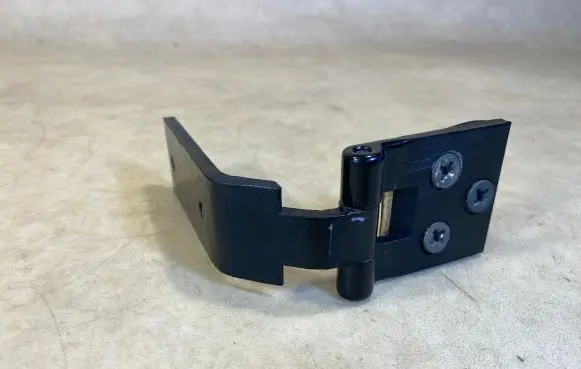 Mercedes-Benz G W461 W463 1st Gen Engine bonnet/hood lock/latch loop/hook A4608800228