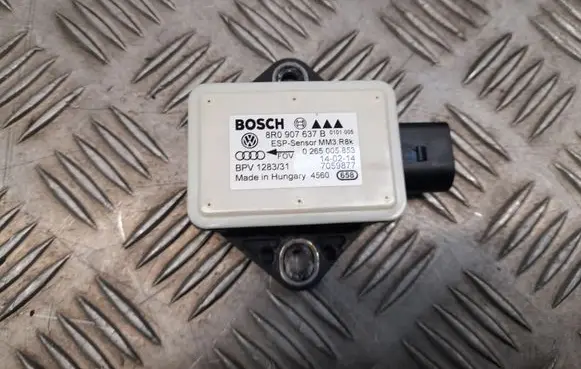 Audi A4 S4 B8 8K ESP acceleration yaw rate sensor 8R0907637B