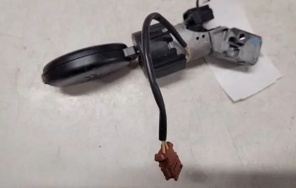 Citroen C5 Ignition lock 9663123280