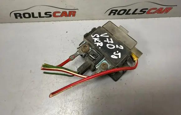 Volvo S70 V70 V70 XC Glow plug pre-heat relay 9162929 899064000