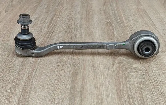 BMW X4 G02 Front control arm 6870971