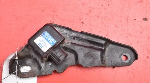 Toyota Prius (XW30) Sensor 89173-47040