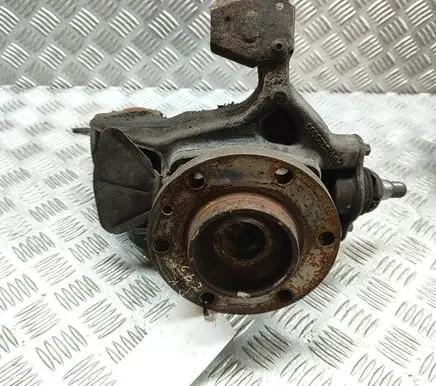Mercedes-Benz Sprinter W907 W910 Front wheel hub A9103320600