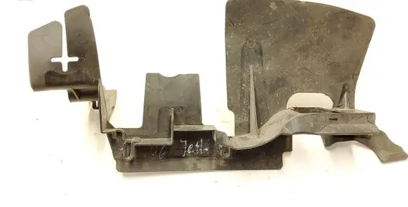 Volkswagen Jetta V Intercooler air guide/duct channel 1K0121284F