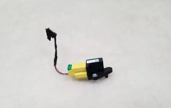 Volkswagen Sharan Airbag deployment crash/impact sensor 8K0973323S