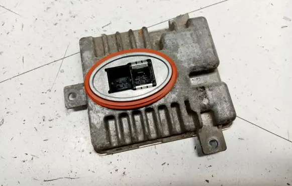 BMW 5 F10 F11 Xenon control unit/module 7237647 63117237647 63117237644