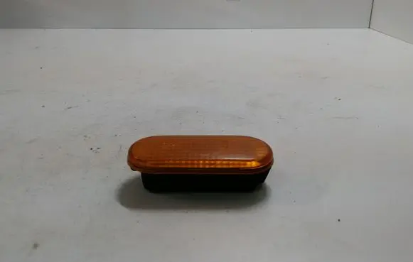 Volkswagen Polo III 6N 6N2 6NF Front fender indicator light 3A0949117A