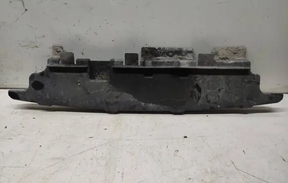Nissan Qashqai Front bumper skid plate/under tray 62820JD50A