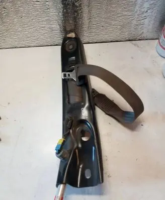 Volvo XC90 Front seatbelt 8686632
