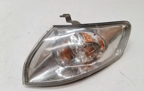 Mazda 6 Front indicator light 21061918