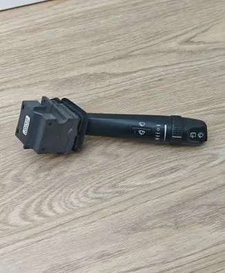 Volvo V70 Wiper control stalk 30768101 05W38D
