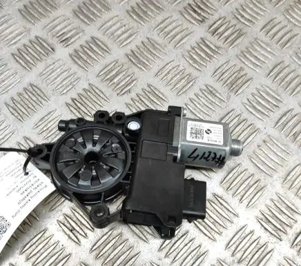 KIA EV6 Front door window regulator motor 82450CV010