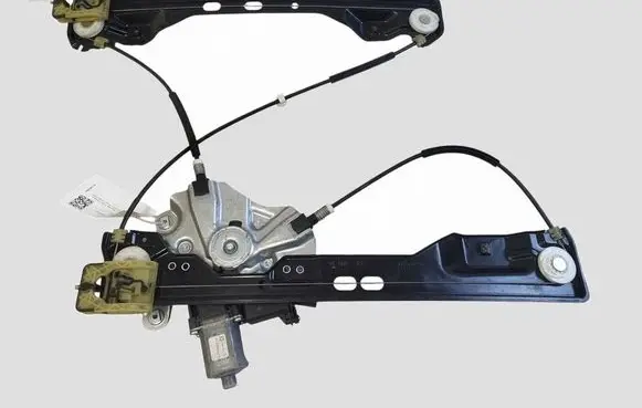 Opel Zafira C Front door window regulator with motor 13260137 927205103 966431200