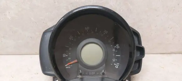 Toyota Aygo AB40 Speedometer (instrument cluster) 769167-300U
