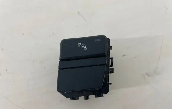 BMW 5 E60 E61 Parking (PDC) sensor switch 502300 6131 915907602