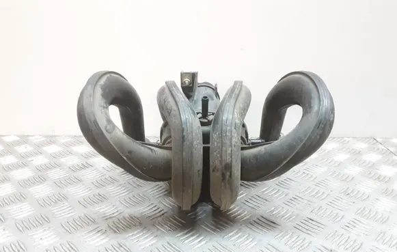 Toyota Yaris Intake manifold
