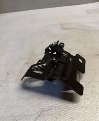 Honda HR-V Gearbox mounting bracket