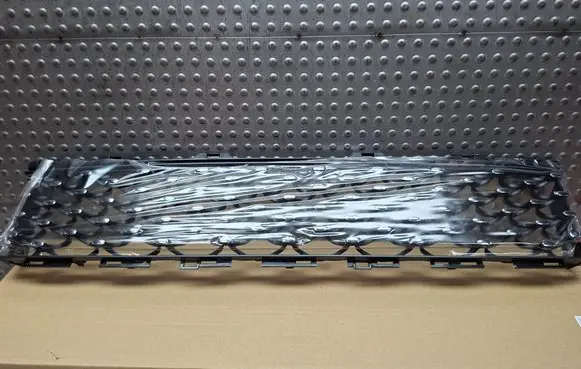 Fiat 500 Front bumper lower grill S26336987 735619520