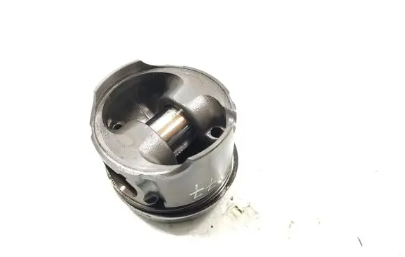 SsangYong Rodius Piston 665926