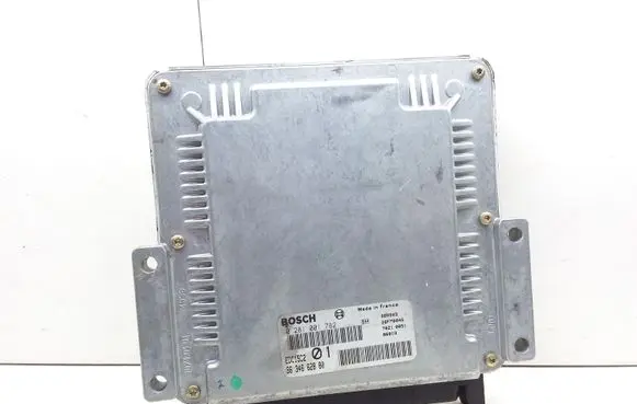 Peugeot 406 Engine control unit/module 9634662880 0281001782