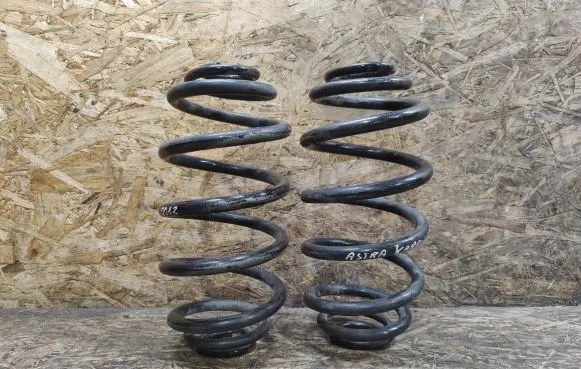 Opel Astra J Rear coil spring