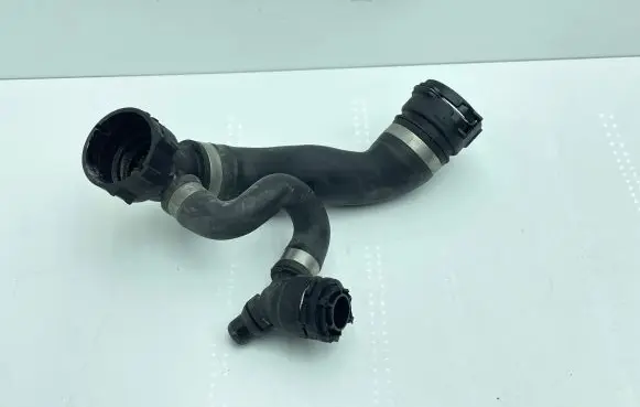 BMW 5 F10 F11 Engine coolant pipe/hose 8506090 16269713