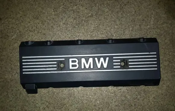 BMW 7 E38 Engine cover (trim) 11121702857