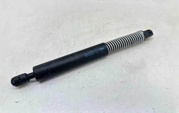 BMW 5 G30 G31 G38 Tailgate/trunk strut/damper 7499426