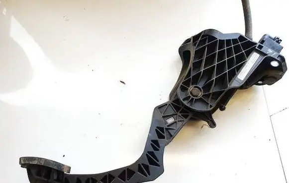 Audi A3 S3 8P Clutch pedal 1K1721059AD