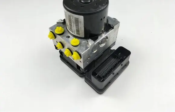 Dodge Journey ABS Pump P68217512AA 25021221394 28526612023