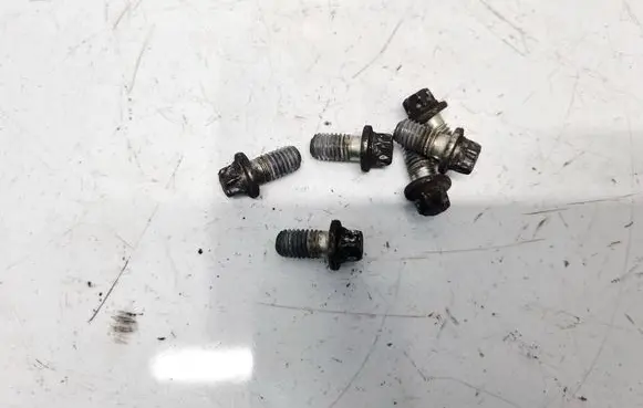 Opel Zafira B Nuts/bolts 