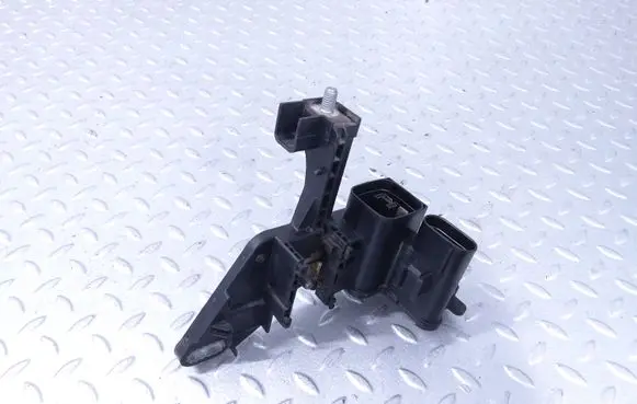 BMW 3 F30 F35 F31 Current control relay 9296152 929615201