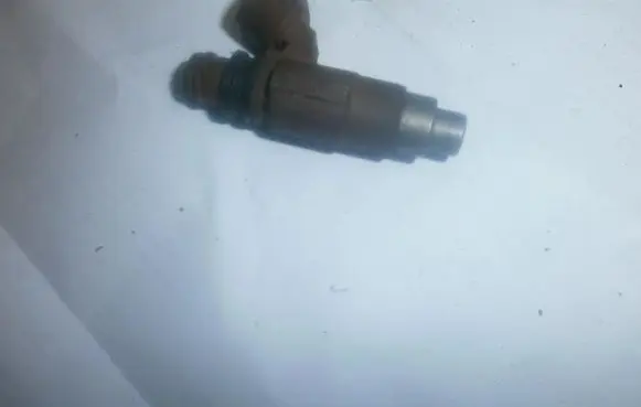 Mazda 626 Fuel injector 78098xs