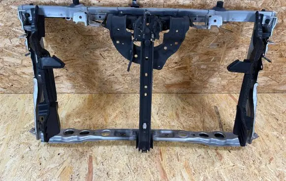 Lexus CT 200H Radiator support slam panel