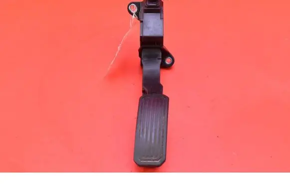 Toyota Auris 150 Accelerator throttle pedal 78110-02010