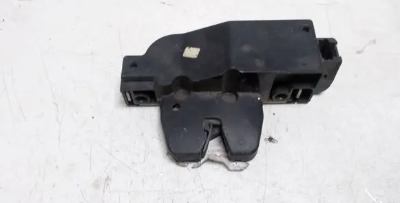 Peugeot 607 Tailgate/trunk/boot lock/catch/latch 9627816980