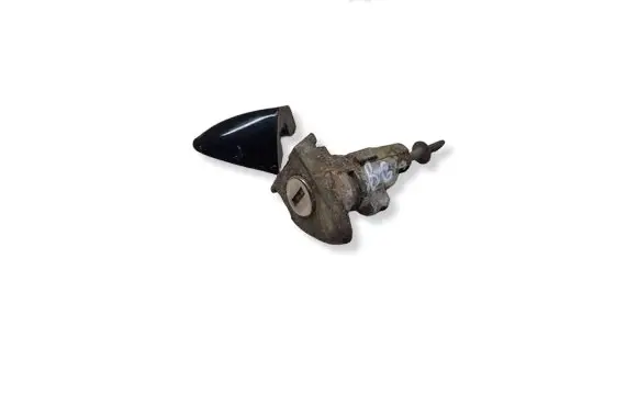 Volkswagen PASSAT B6 Front door lock (next to the handle) 
