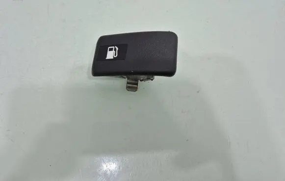 Honda Civic Fuel tank opening switch 