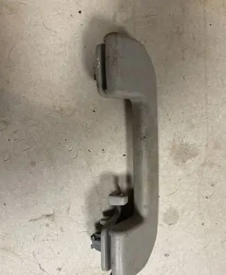 Peugeot Rifter Front door interior handle