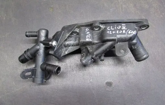 Renault Clio IV Thermostat/thermostat housing 110608635R
