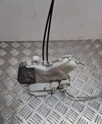 Honda CR-V Front door lock 72111SWAE1 EUL0107170A