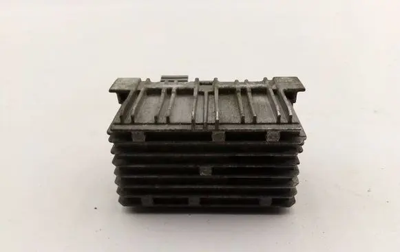 Opel Insignia A Glow plug pre-heat relay 55574293