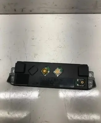 Audi A5 8T 8F Antenna control unit 8T0035225J 132007