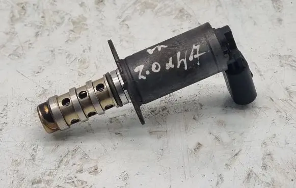 Audi A3 S3 8P Camshaft vanos timing valve 13150429E