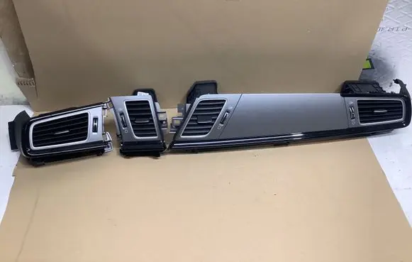 KIA Niro Dash center air vent grill 84795G5100 97410G5100 84790G5100