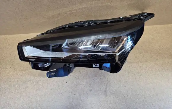 Peugeot 5008 III Headlight/headlamp 9862664980